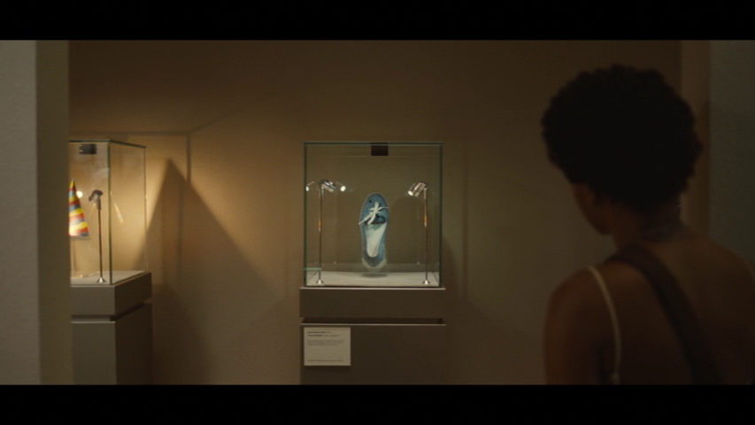 Vertical Shoe4
